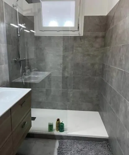 Spacieux, Proche Centre Ville. * Ajaccio (Corsica)